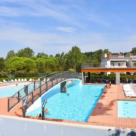 Apartment Homely With Swimming Pool In A Village
